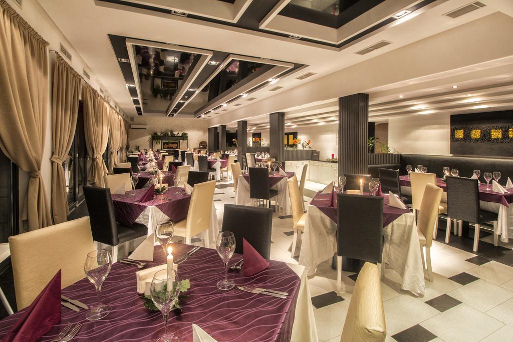 Saint George Palace Aparthotel
