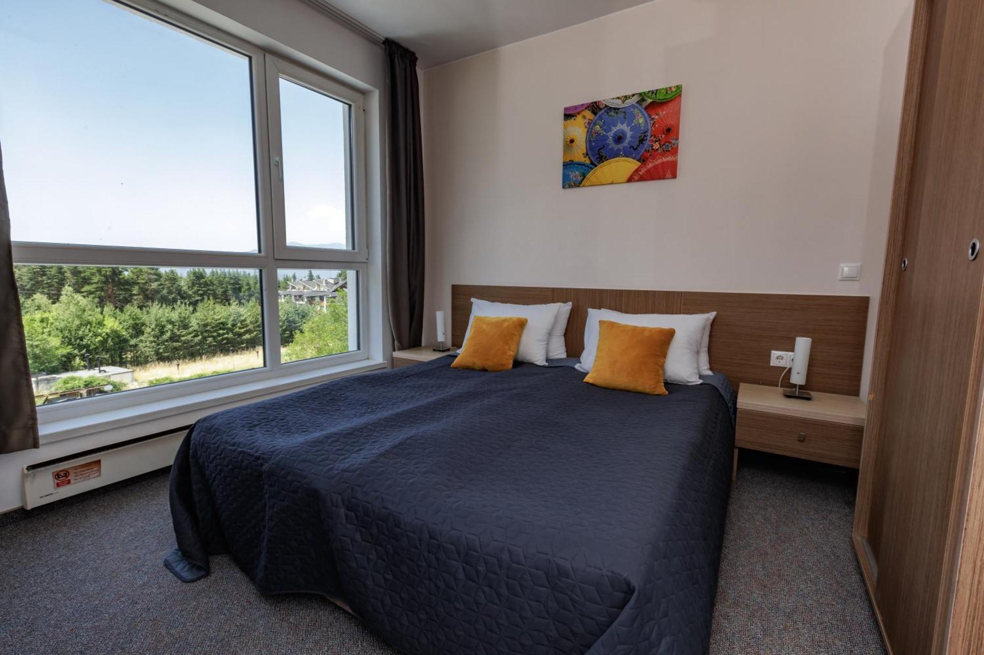 Saint George Palace Aparthotel