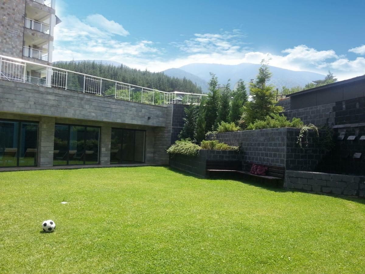 Saint George Palace Aparthotel