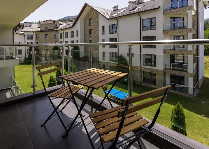 Saint George Palace Aparthotel