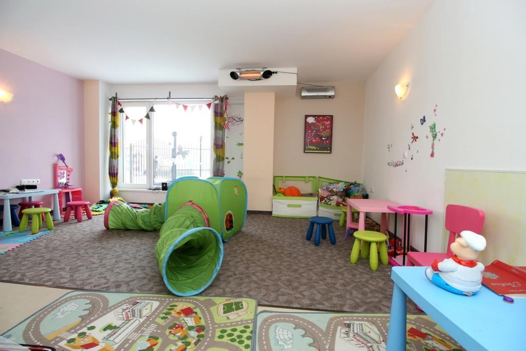 Saint George Palace Aparthotel