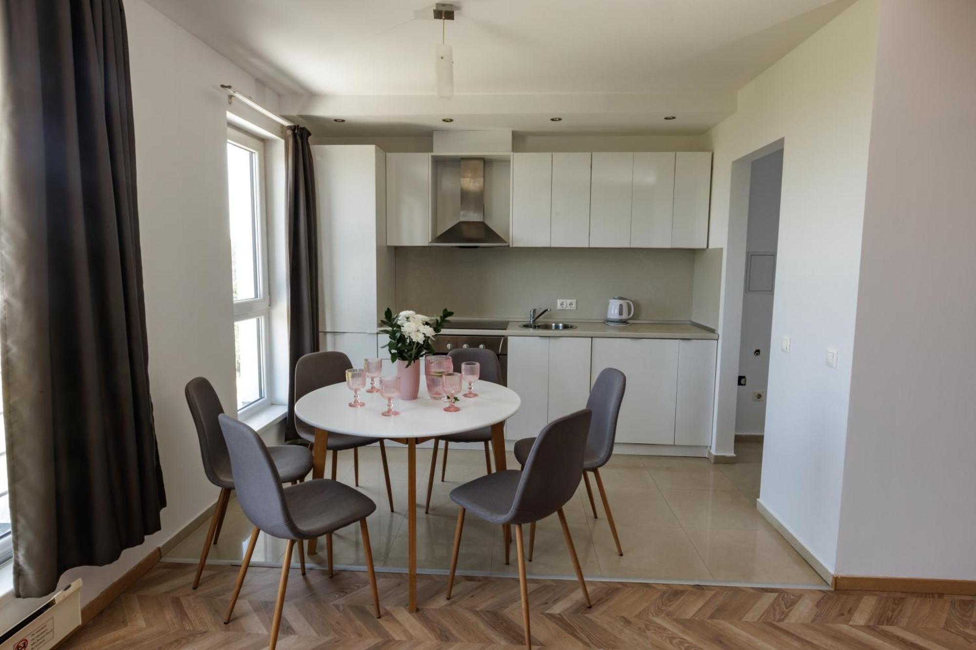 Saint George Palace מלון דירות 4*