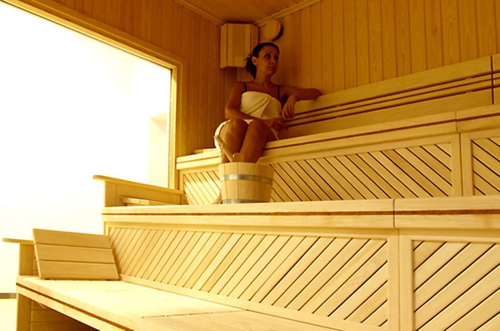 Saint George Palace Aparthotel 4*