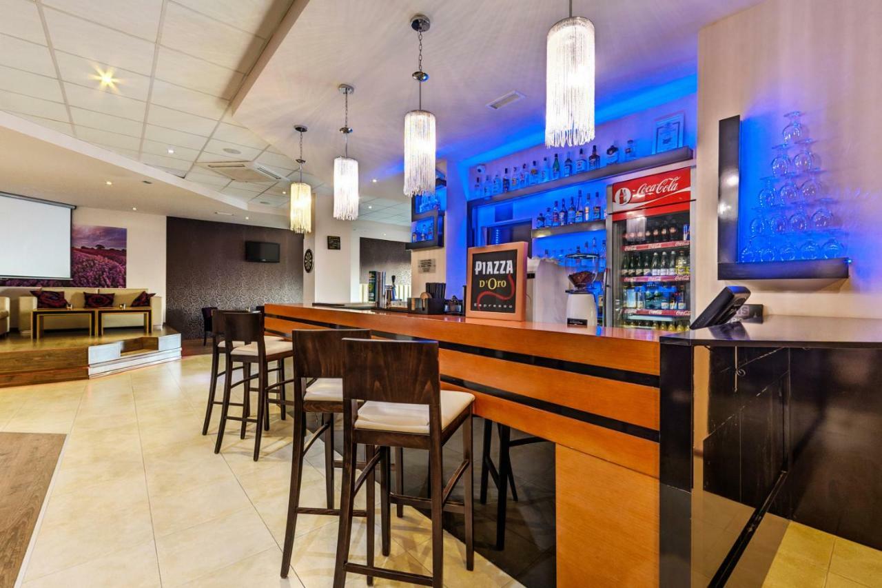 Saint George Palace Aparthotel 4*